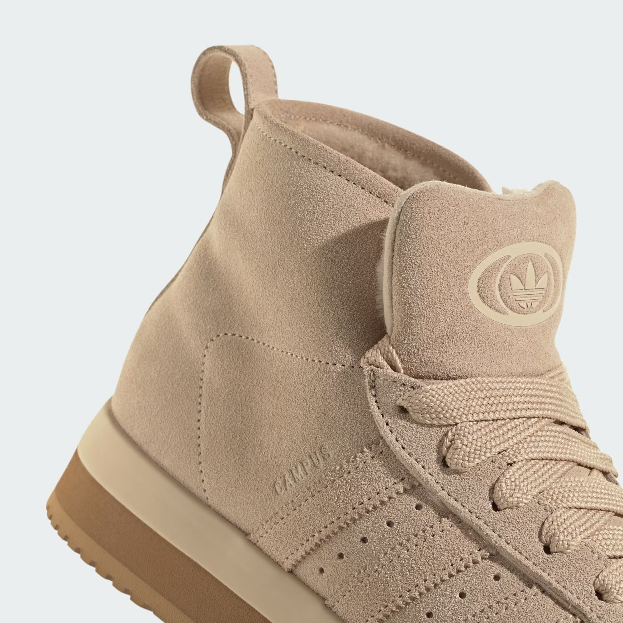 Campus 00s Winter Mid Magic Beige