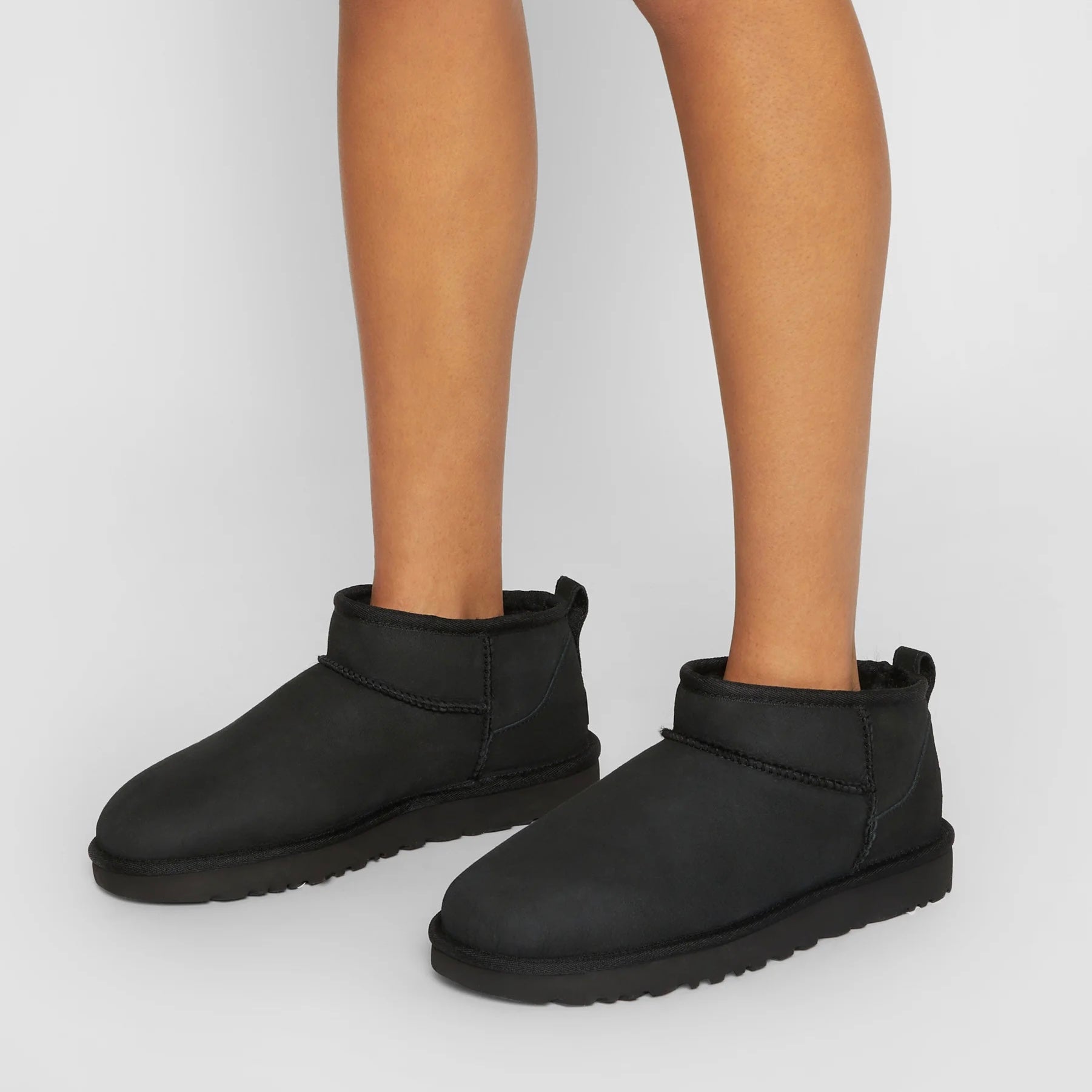 UGG Classic Ultra Mini Boot Black