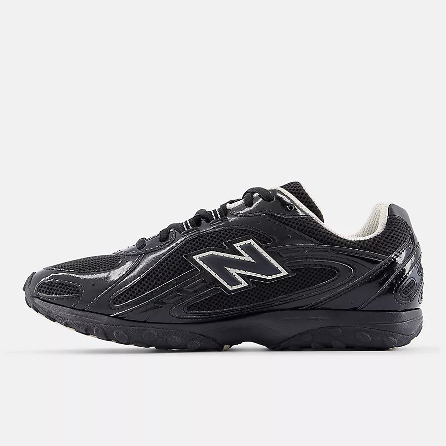 New Balance 204L Black Timberwolf