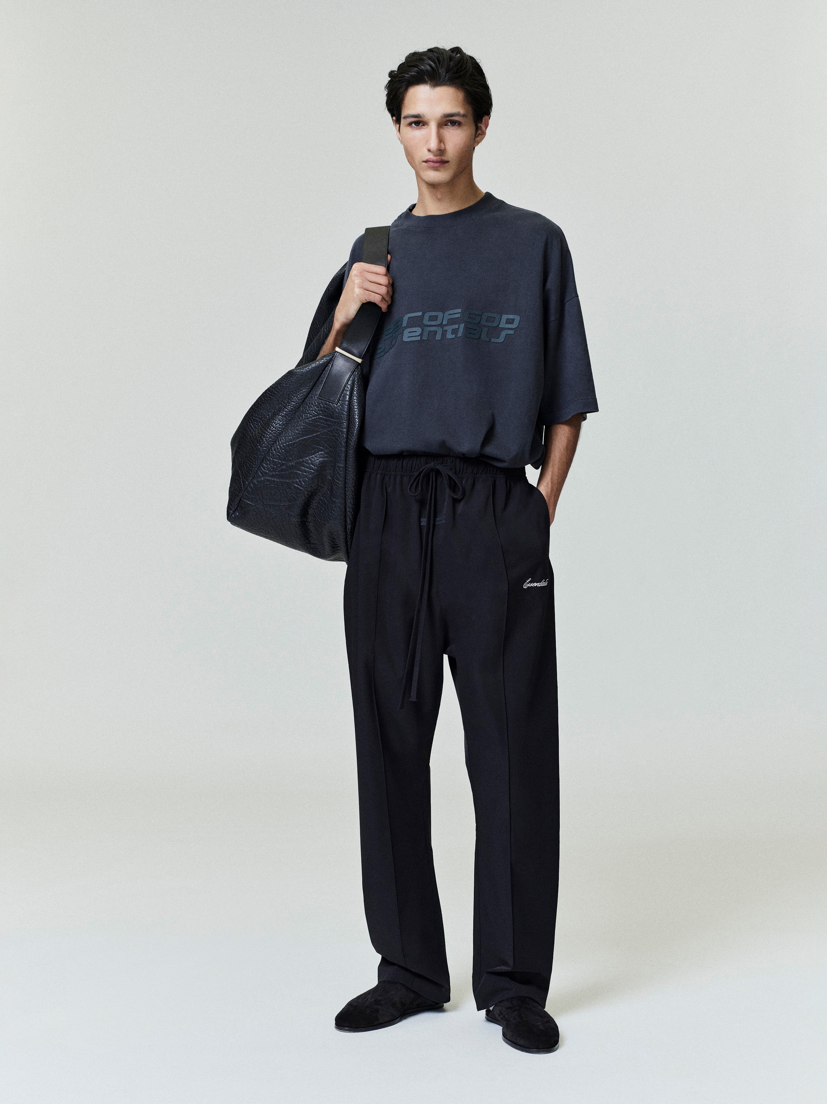Fear of God Essentials 90’s Tee Vintage Black