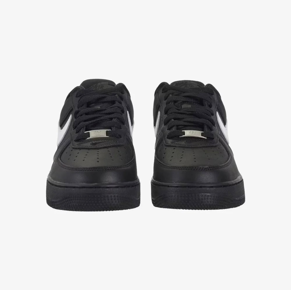 Nike Air Force 1 Low Supreme Black White