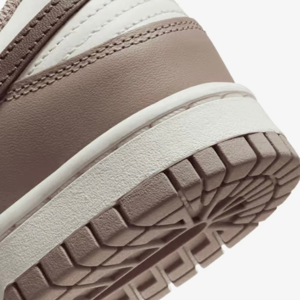 Nike Dunk Low Sail Plum Eclipse