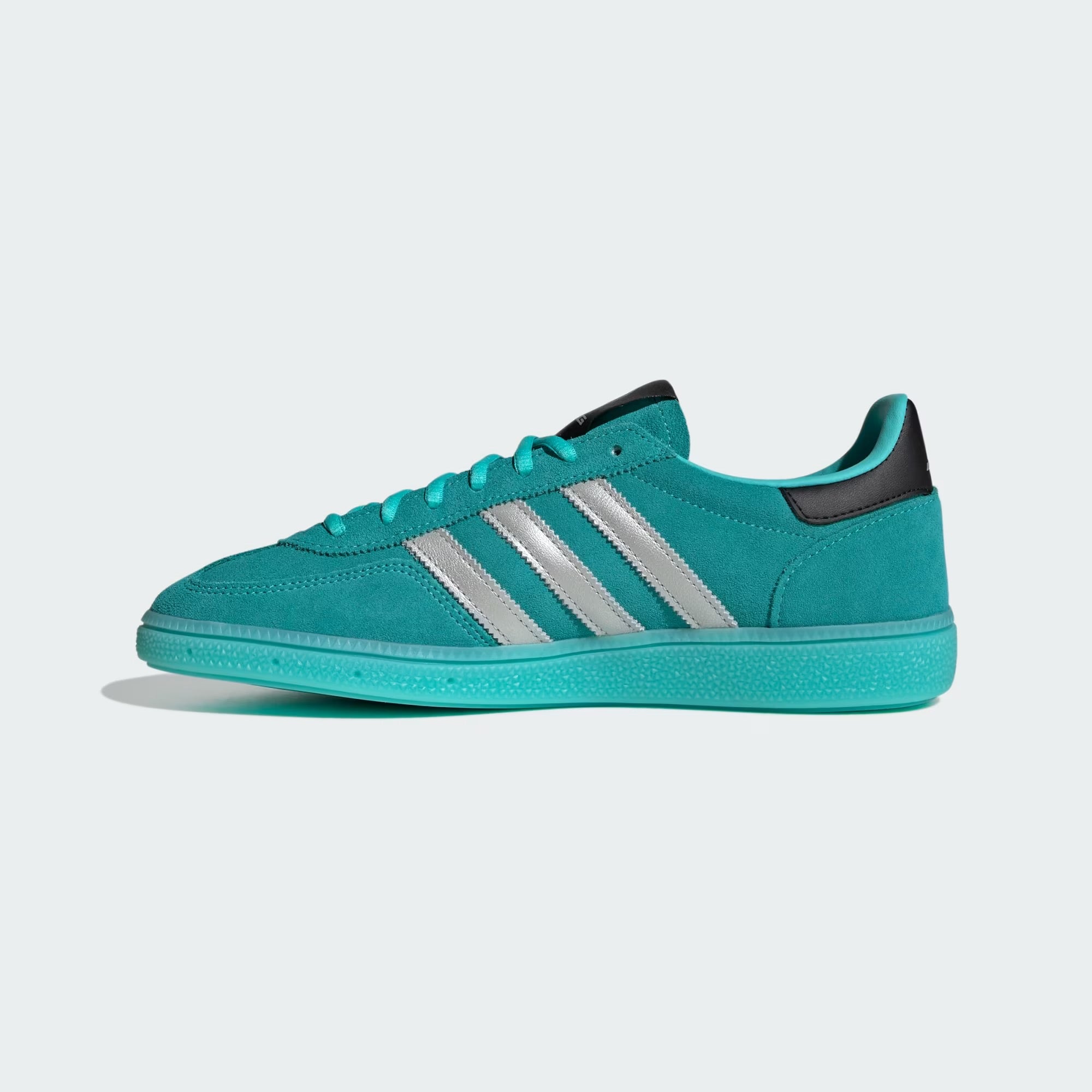 Adidas Handball Spezial Mercedes-AMG Petronas Formula One Team Semi Mint Rush