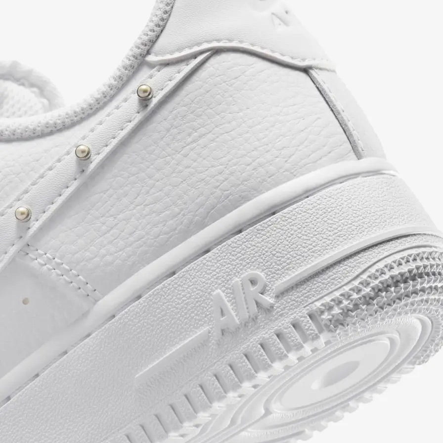 Nike Air Force 1 Low ‘07 White Pearl Swoosh