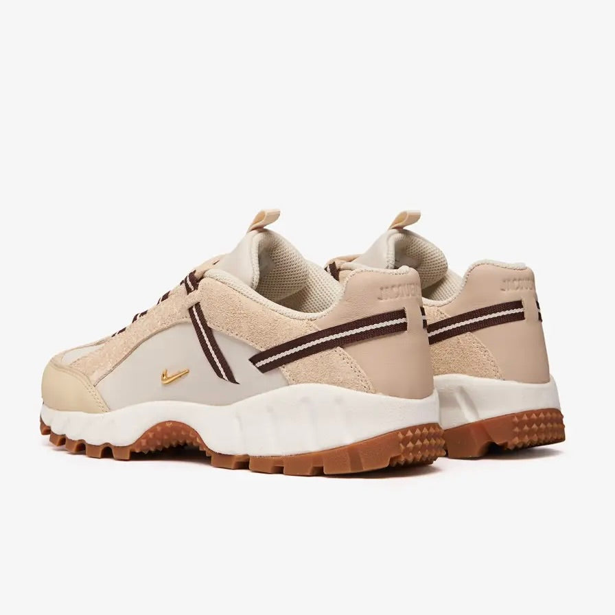 Nike Air Humara LX Jacquemus Light Bone Gold