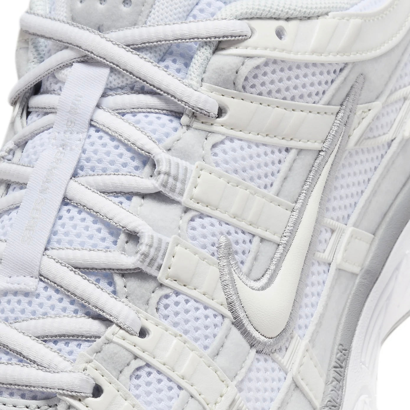 Nike P-6000 Blanc sommet Platine pur