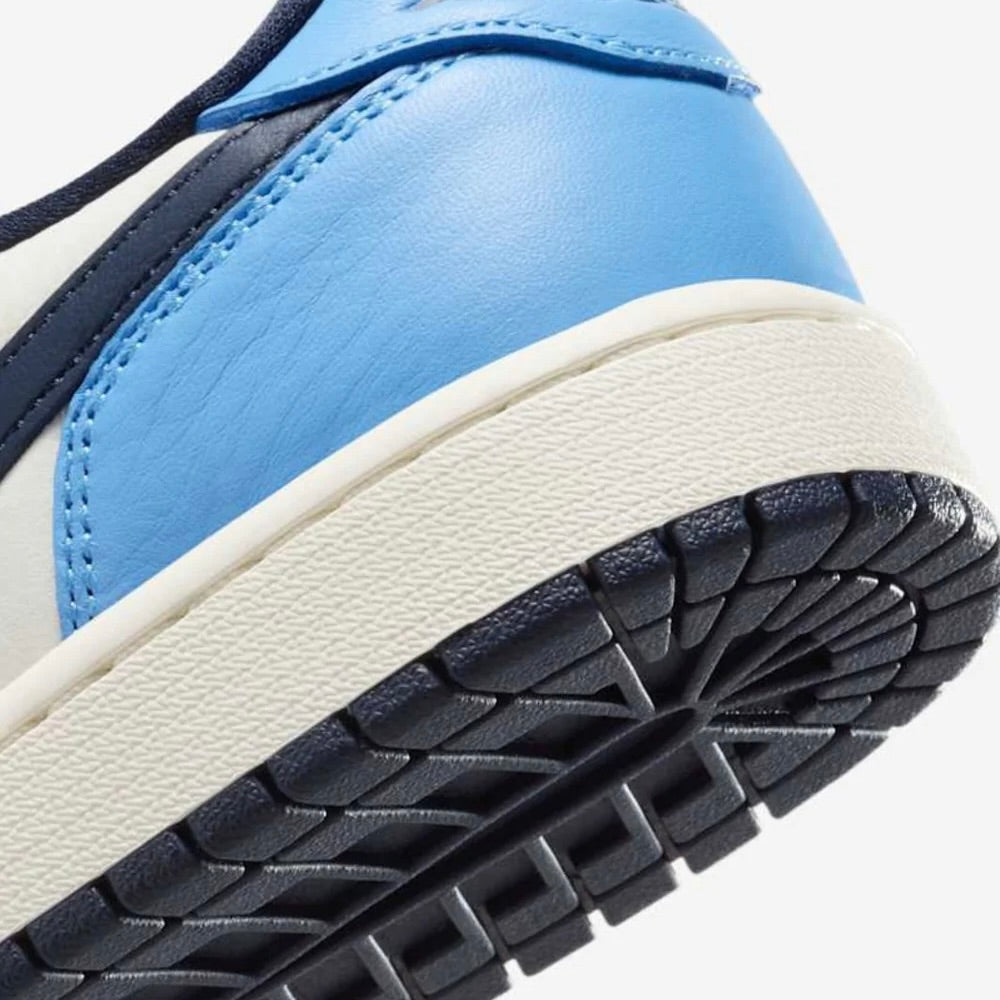 Jordan 1 Low Obsidian UNC