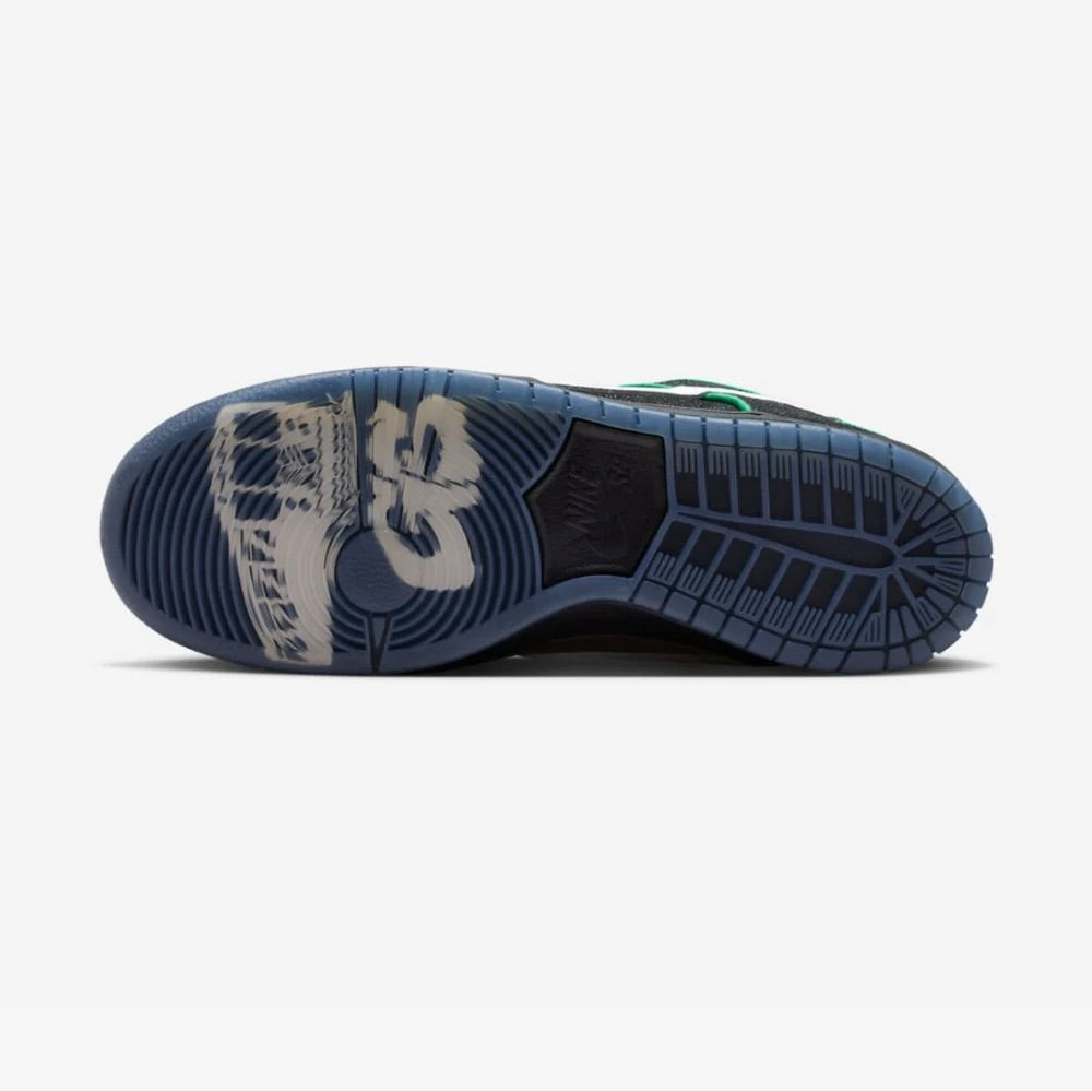 NIKE SB DUNK LOW BRONX GIRLS SKATE