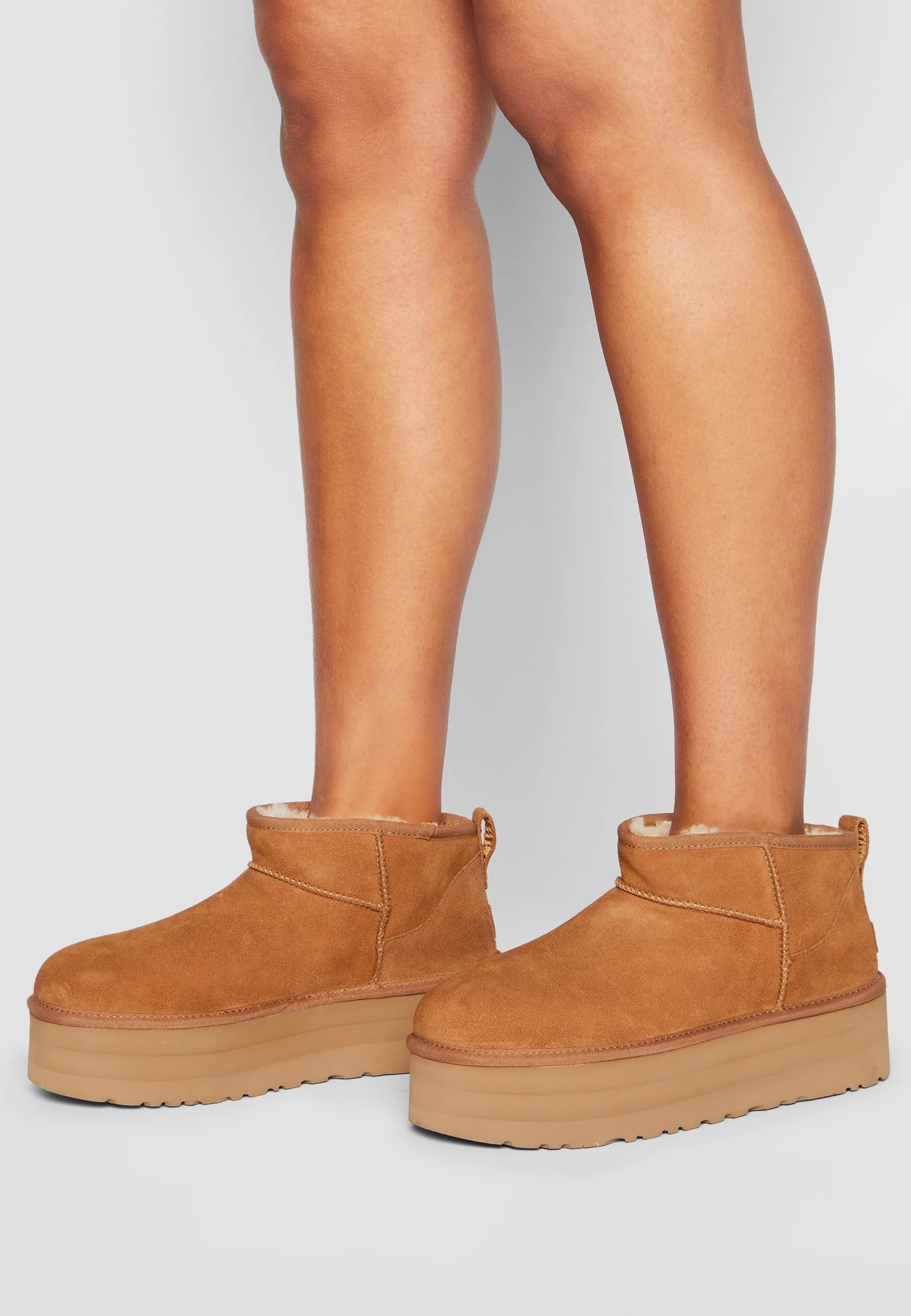 UGG Classic Ultra Mini Platform Boot Chestnut