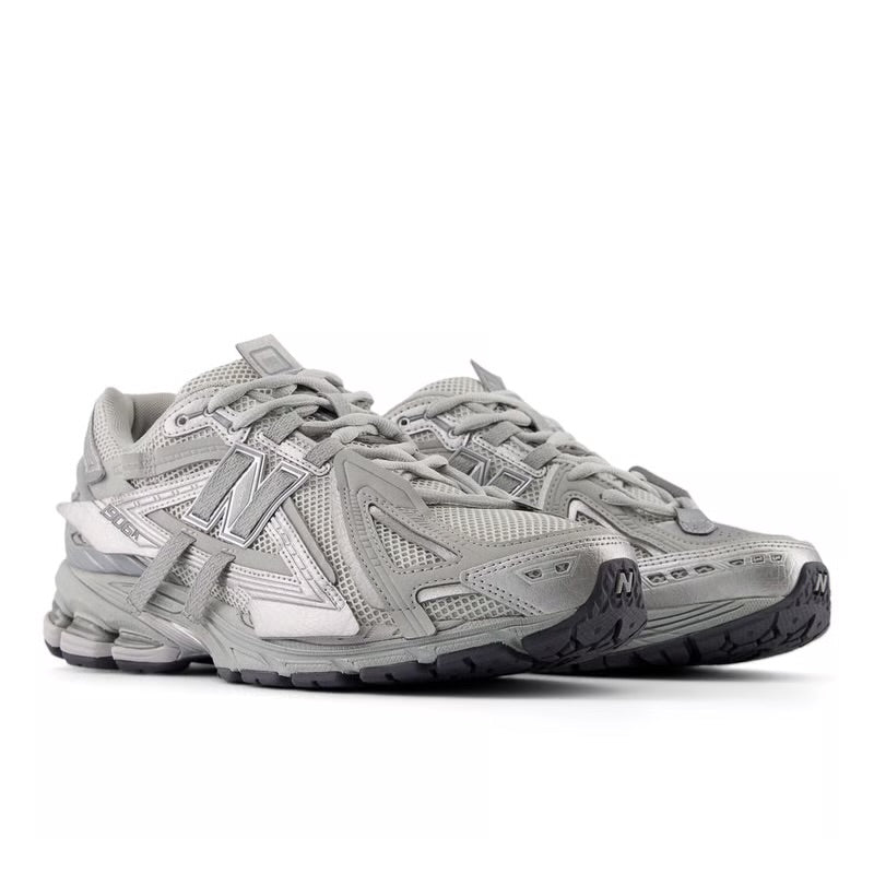 New Balance 1906A Concrete Silver Metallic
