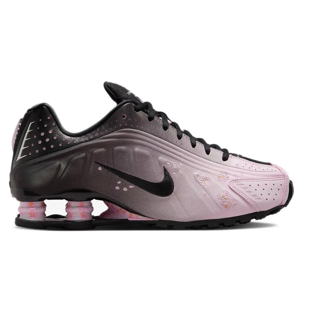 Nike Shox R4 Sakura1