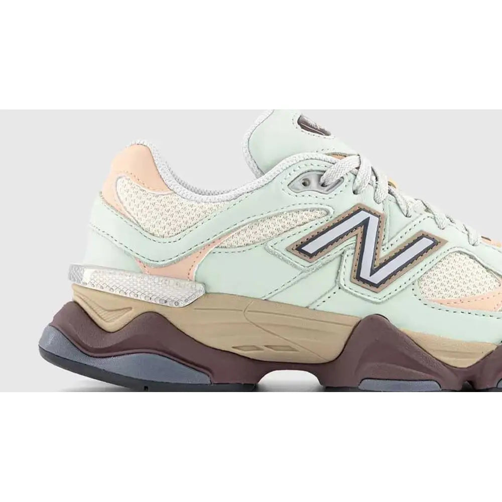 New Balance 9060 Clay Ash