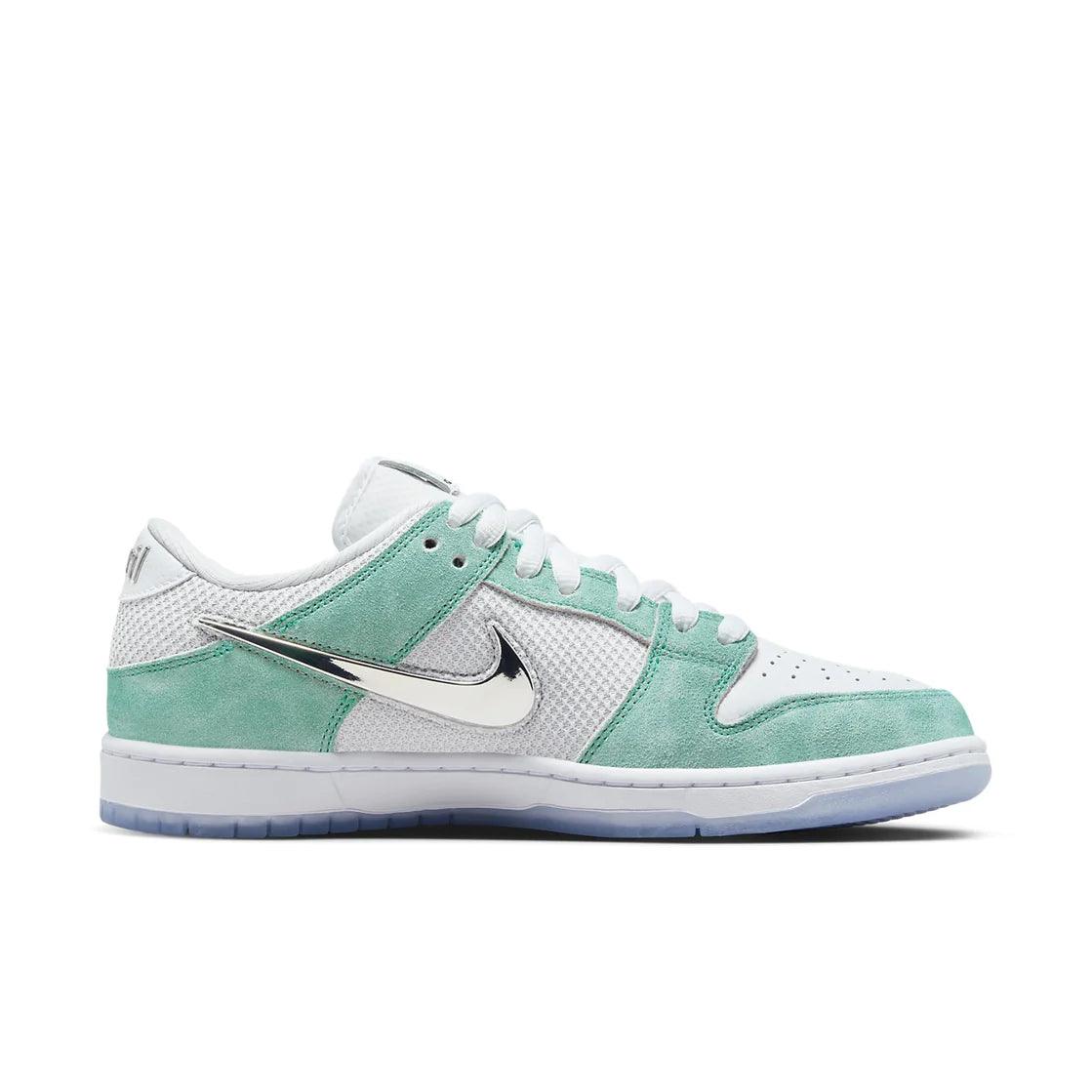 Nike SB Dunk Low April Skateboards - Madonnina Resell