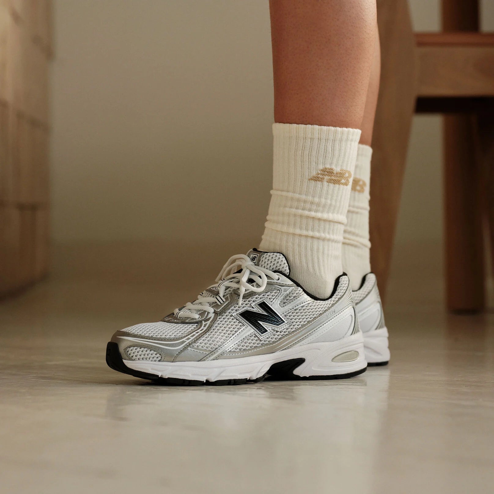 New Balance 740 White Silver Metallic Navy