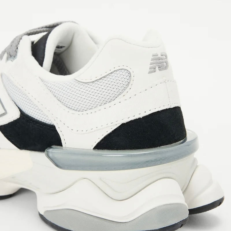 New Balance 9060 Reflection Black