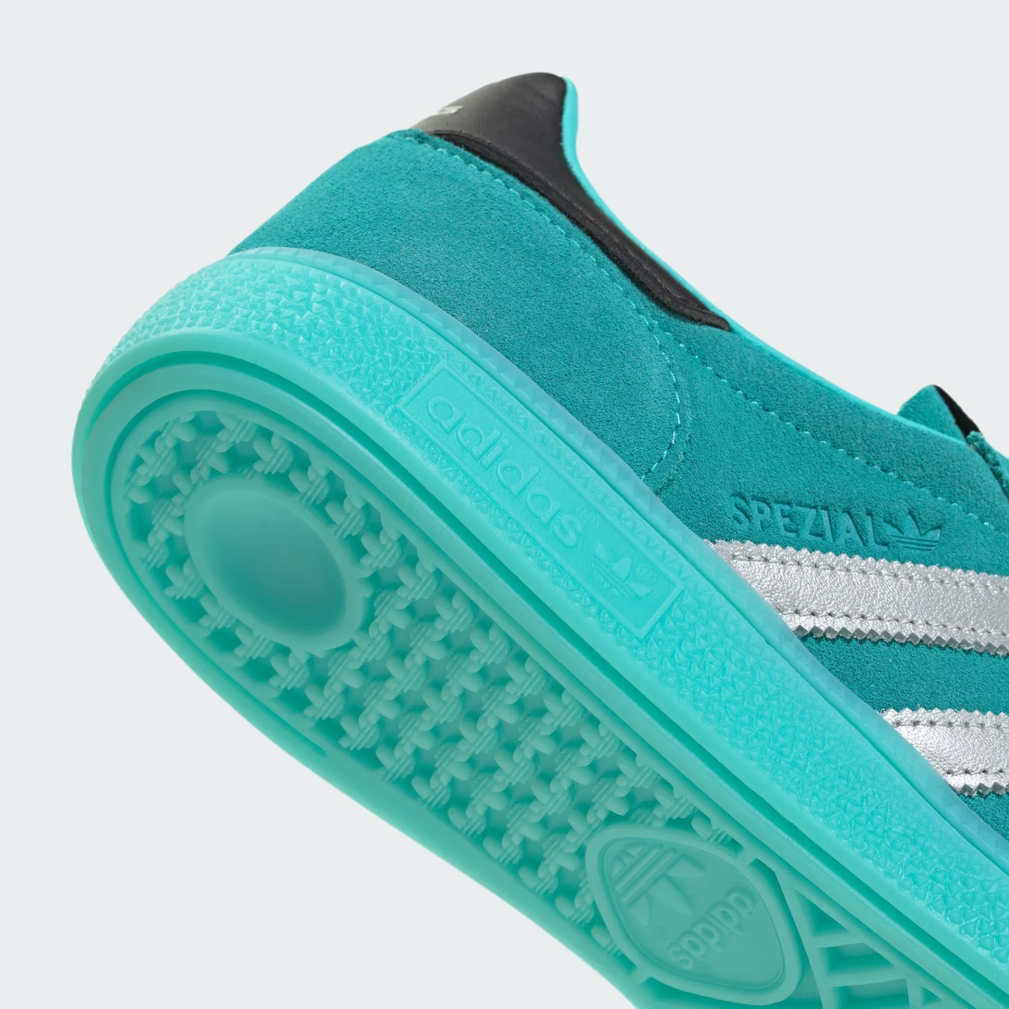 Adidas Handball Spezial Mercedes-AMG Petronas Formula One Team Semi Mint Rush