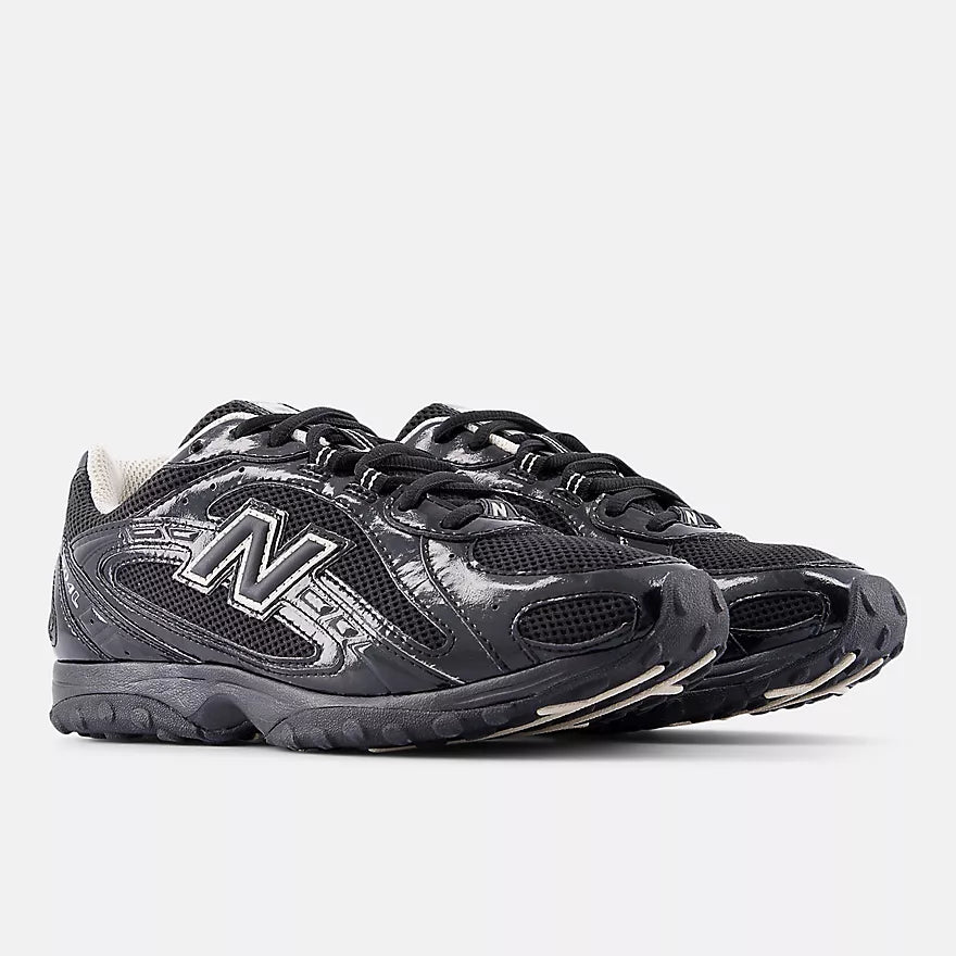 New Balance 204L Black Timberwolf