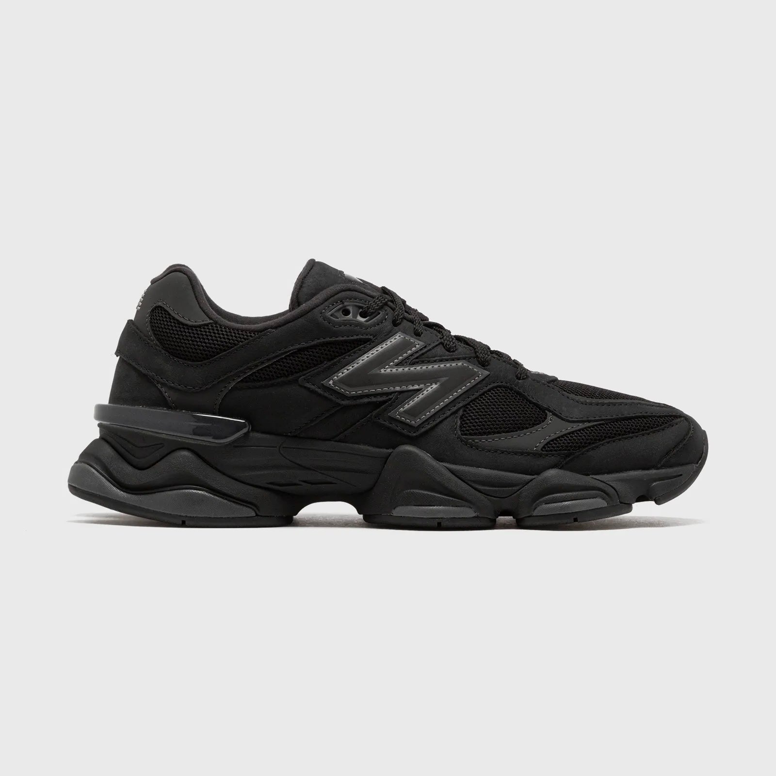 New Balance 9060 Triple Black