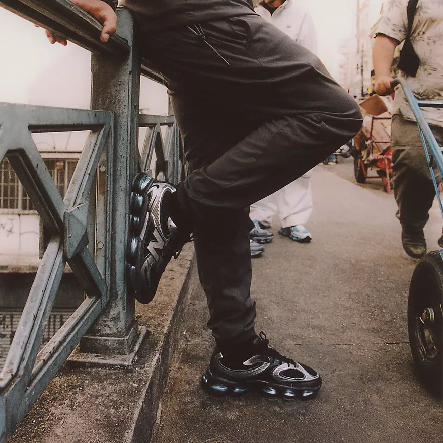 New Balance Abzorb 2000 Black Grey