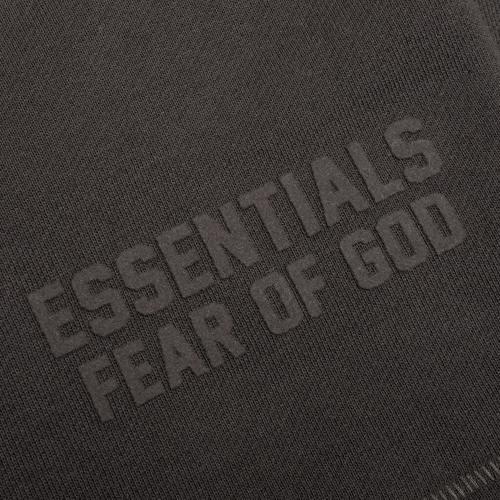 Fear of God Essentials Sweatshorts 'Off Black'