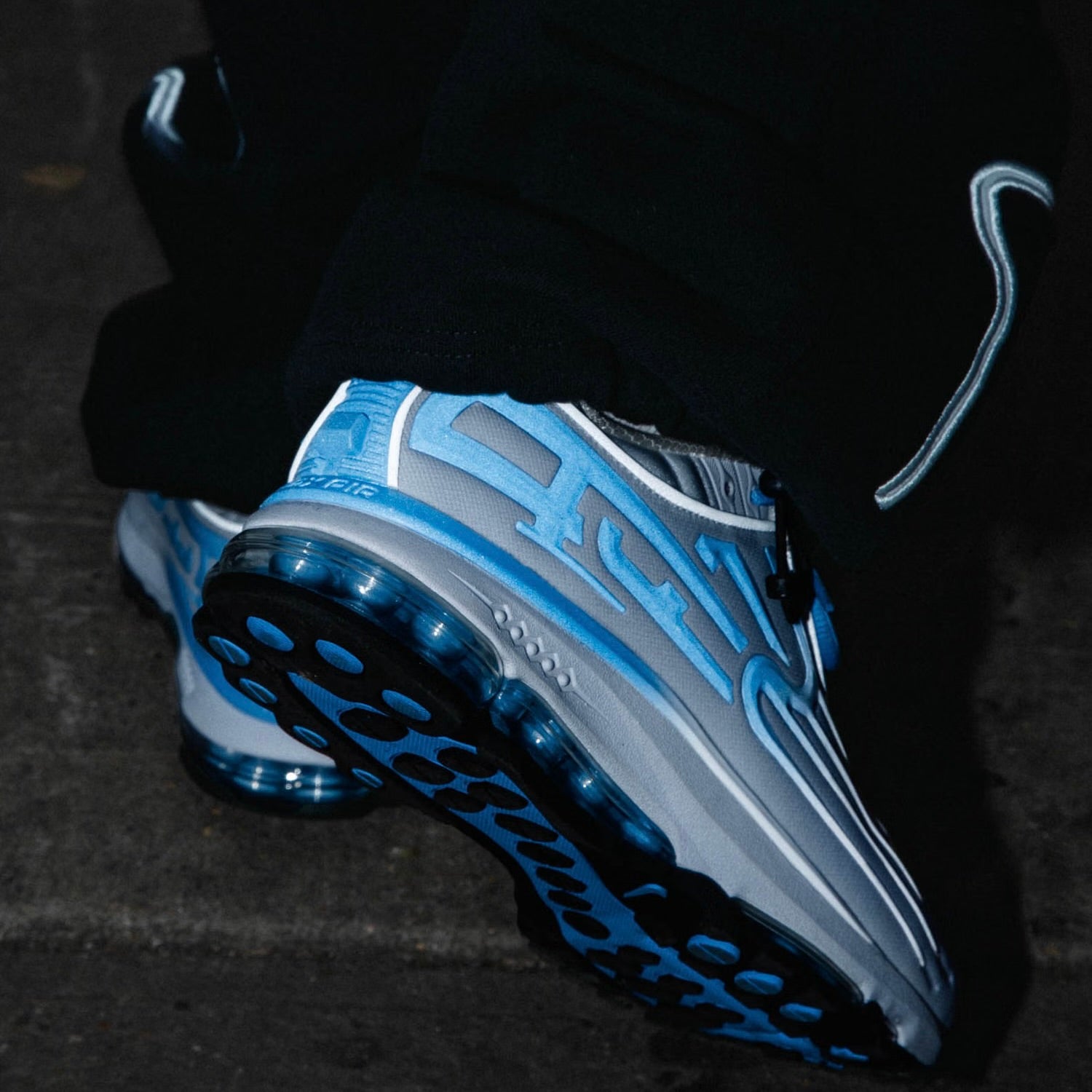 Nike Air Max 2001 Air Ecstasy Supreme White University Blue