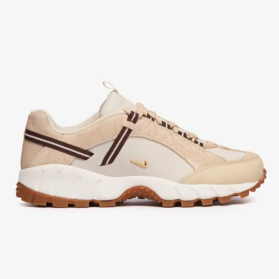 Nike Air Humara LX Jacquemus Light Bone Gold