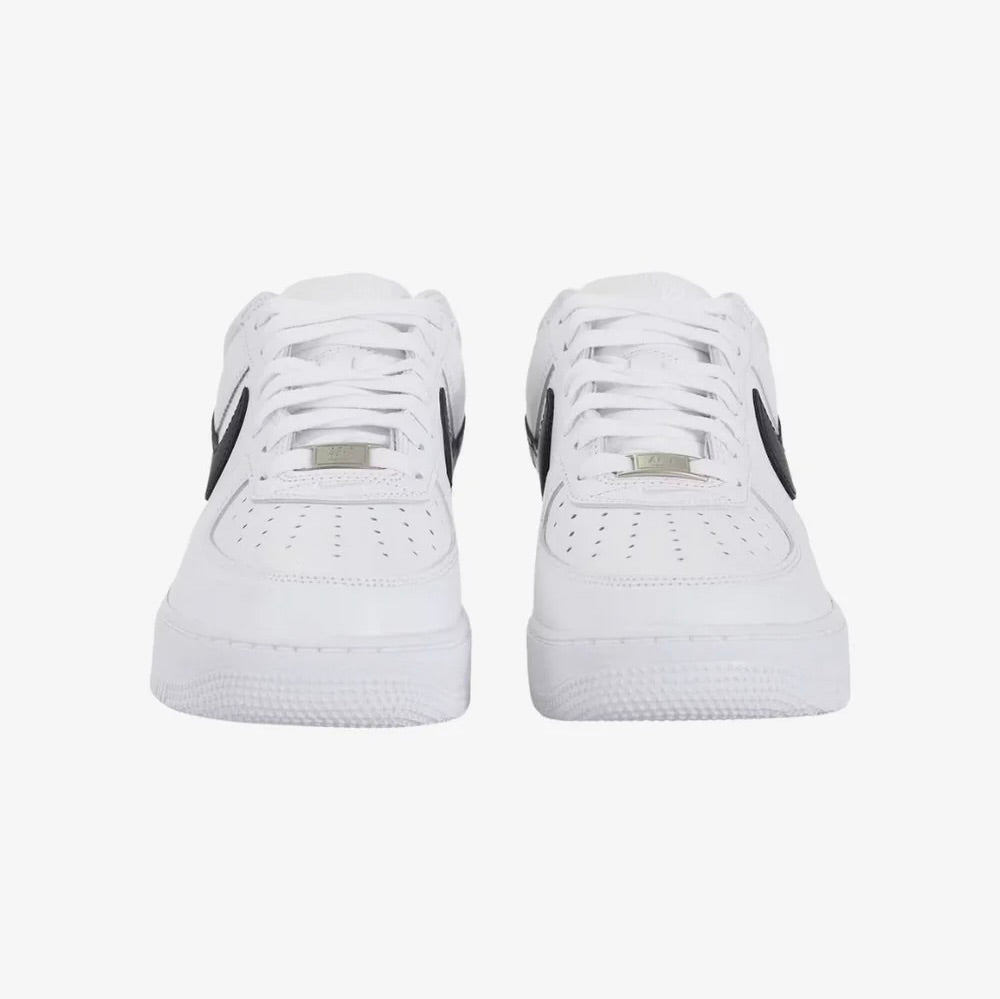 Nike Air Force 1 Low Supreme White Black
