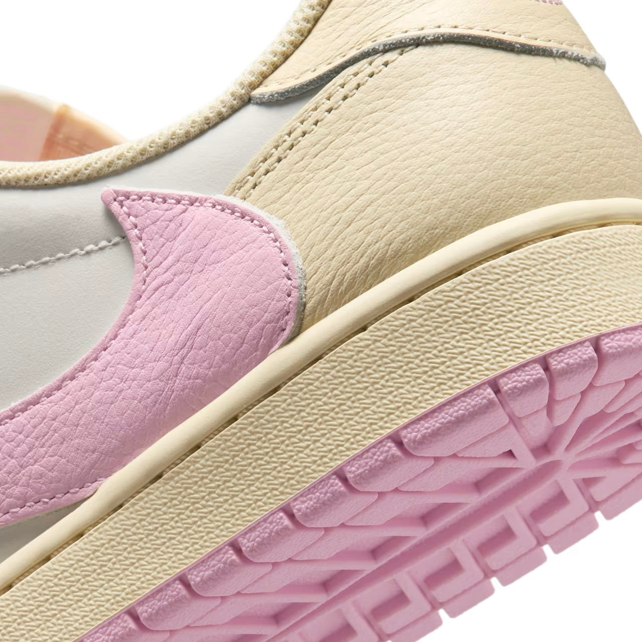 Jordan 1 Low Travis Scott Shy Pink