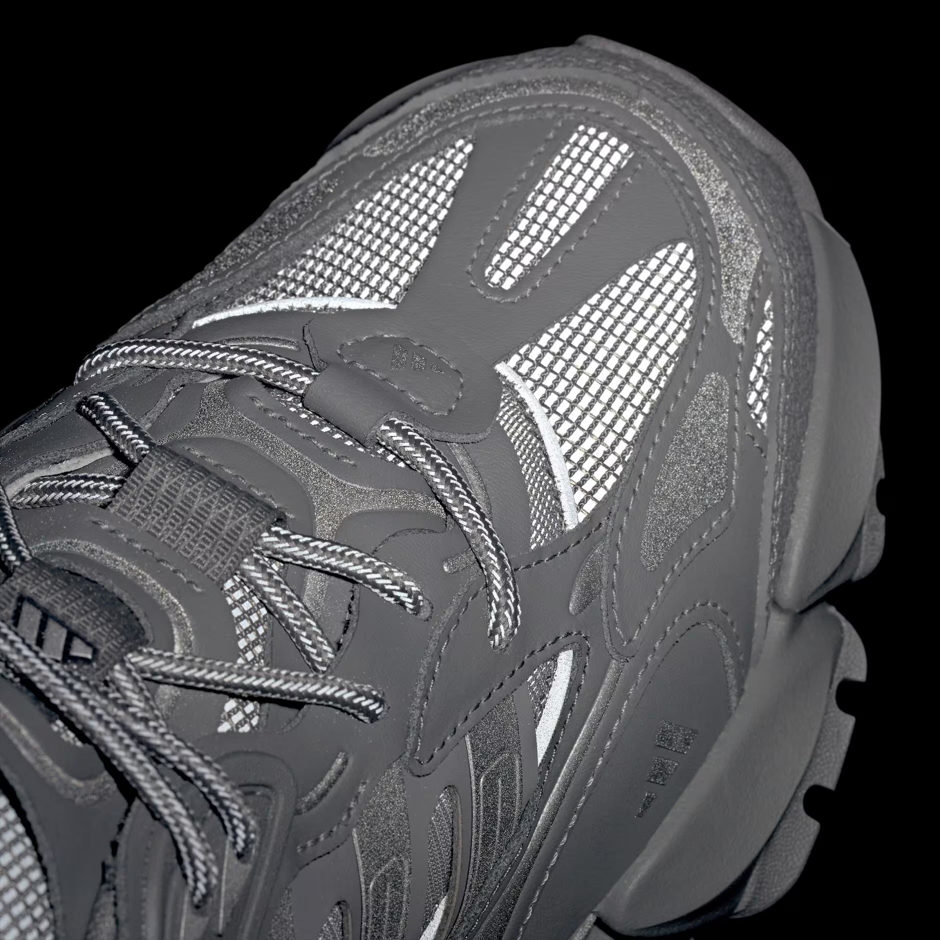 Adidas XLG Runner Deluxe Grey Silver