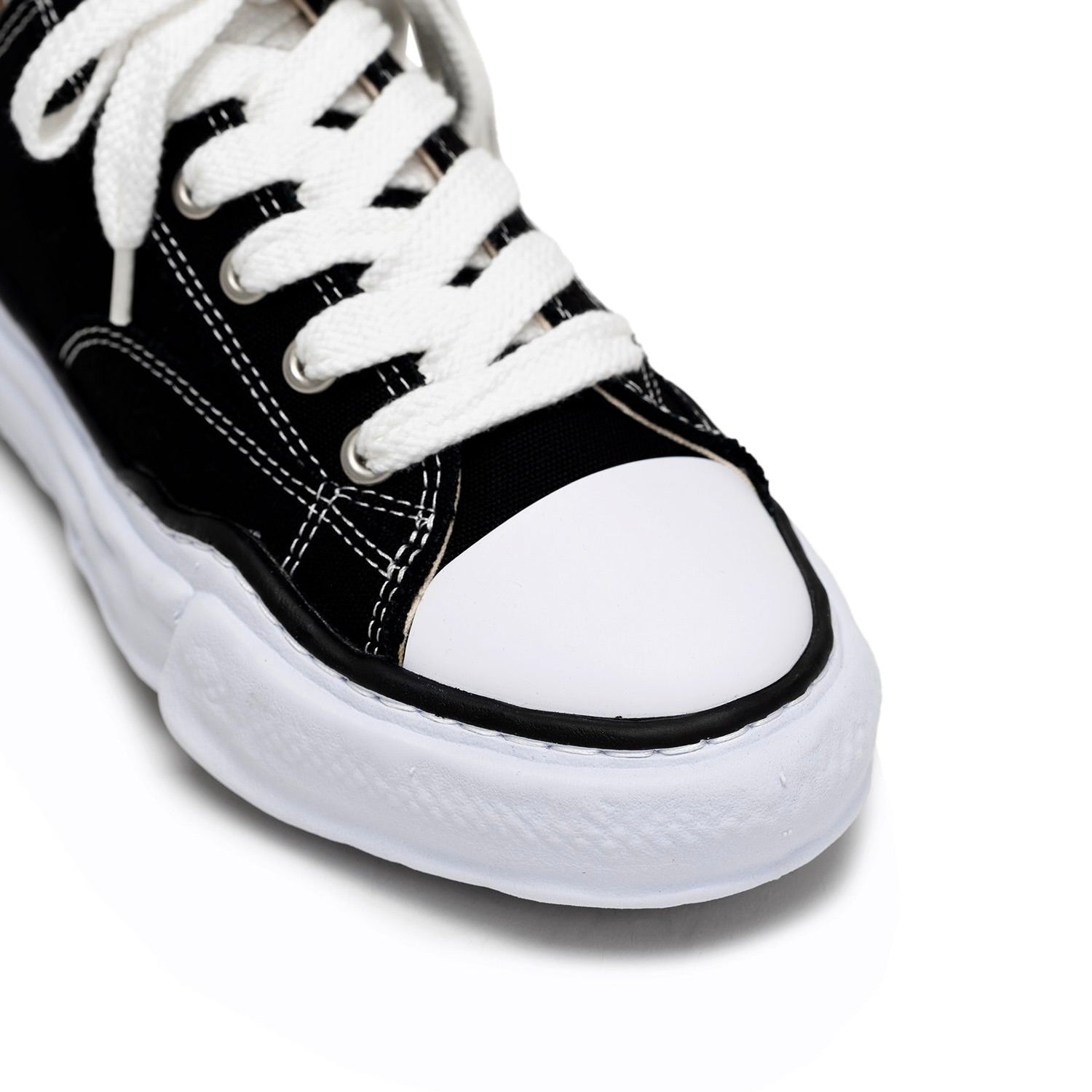 Maison Mihara Yasuhiro Peterson Sole Canvas Low Black