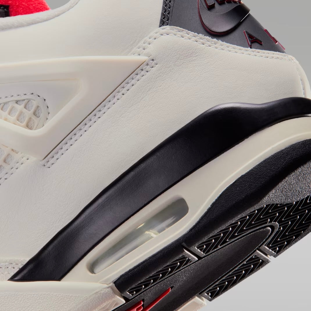 Jordan 4 Flight Club