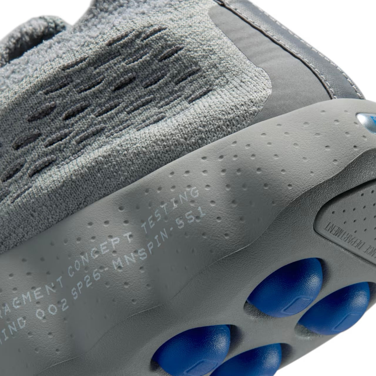 Nike Mind 002 Flyknit FRAGMENT Particle Grey