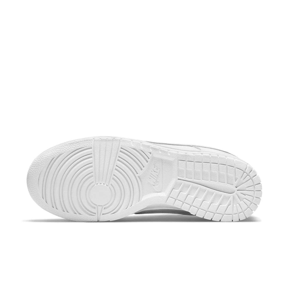 Nike Dunk Low Triple Blanc