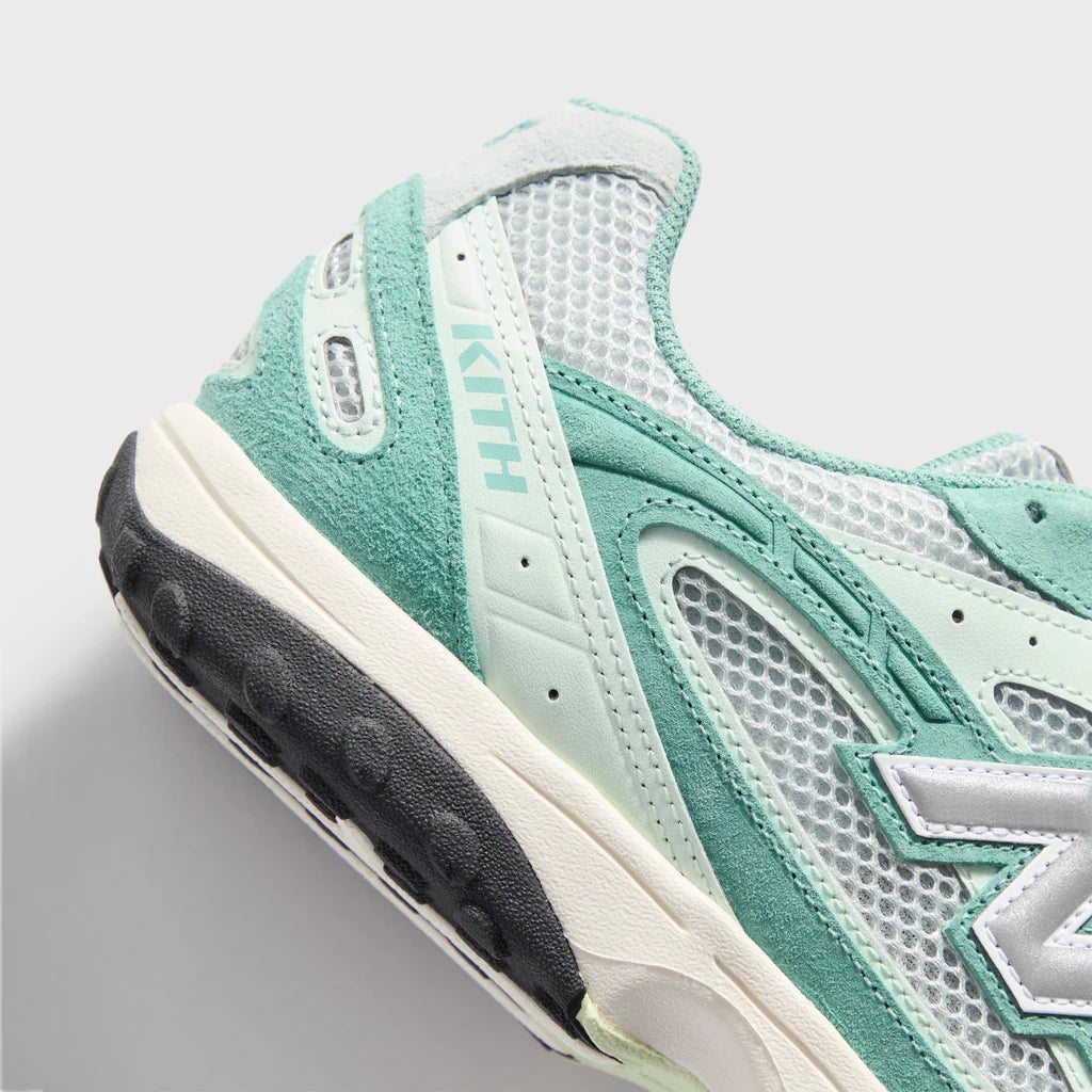 New Balance 204L Kith Green Silver