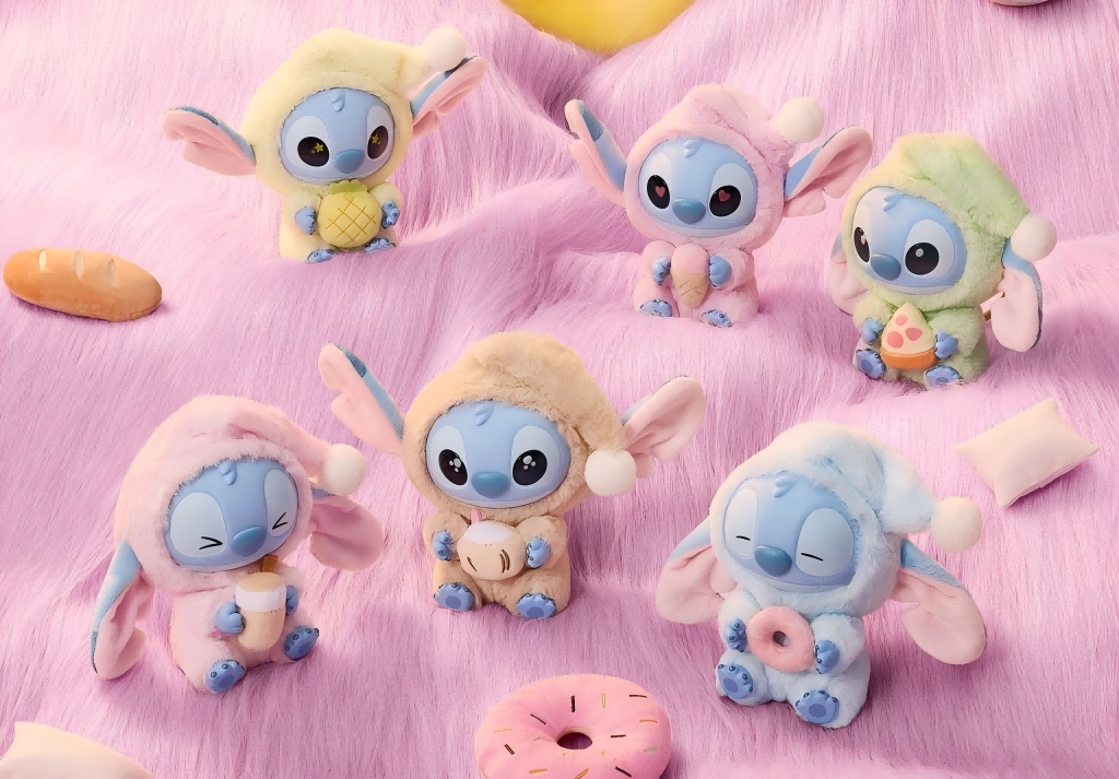 Miniso Top Toy Disney Stitch Eating Something Before Sleep Push Keychain Single Blind Box