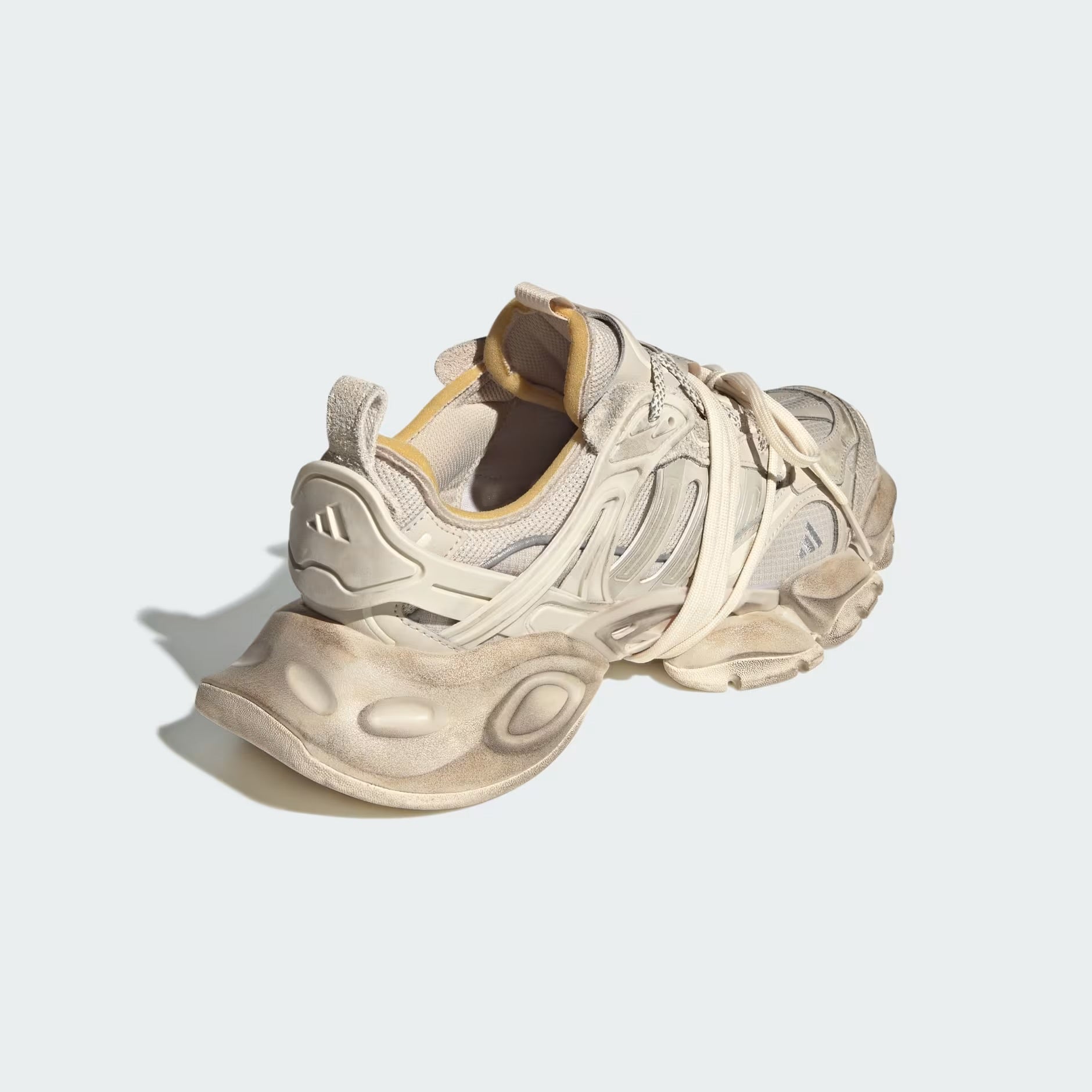 Adidas XLG Runner Deluxe Wonder Beige