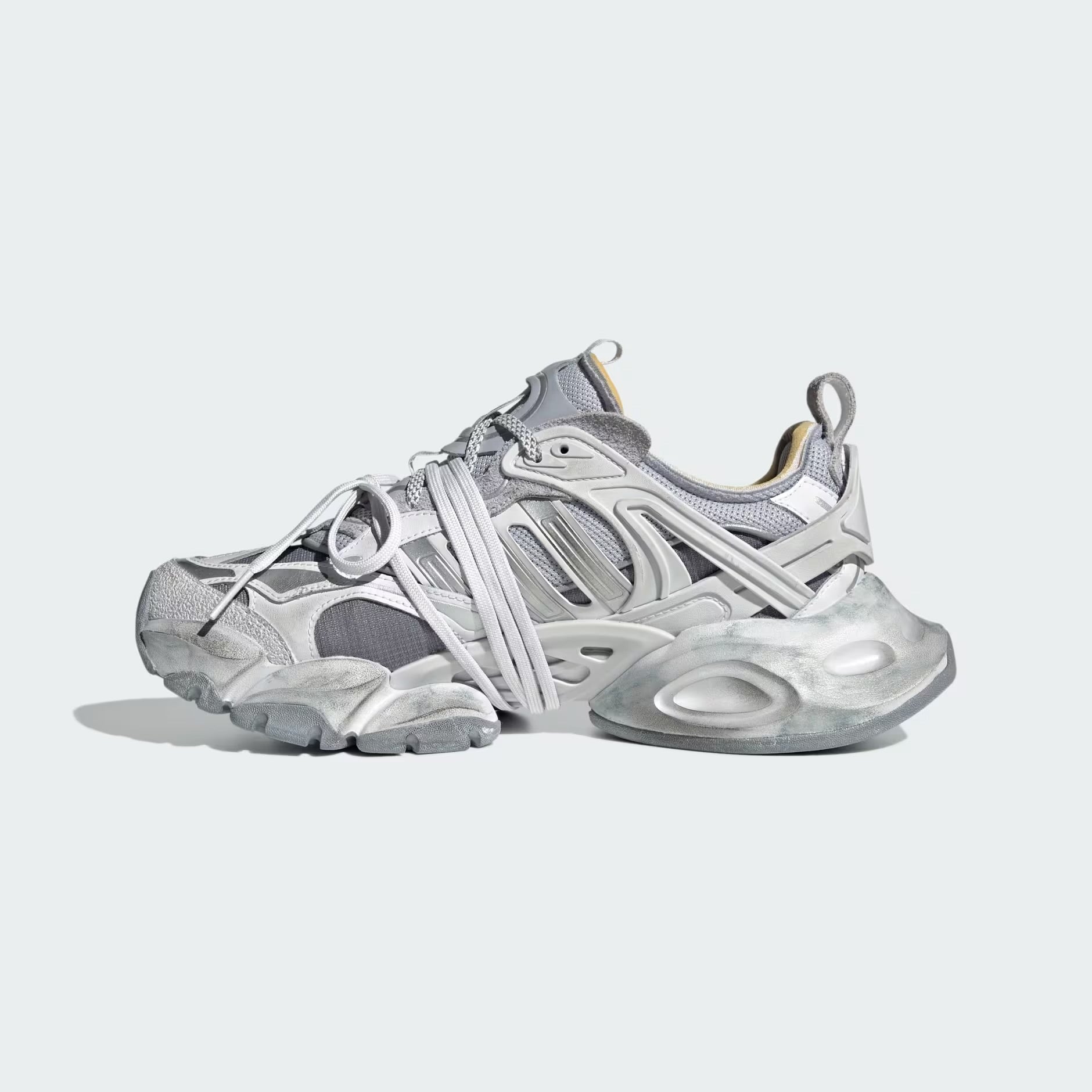 Adidas XLG Runner Deluxe Gray